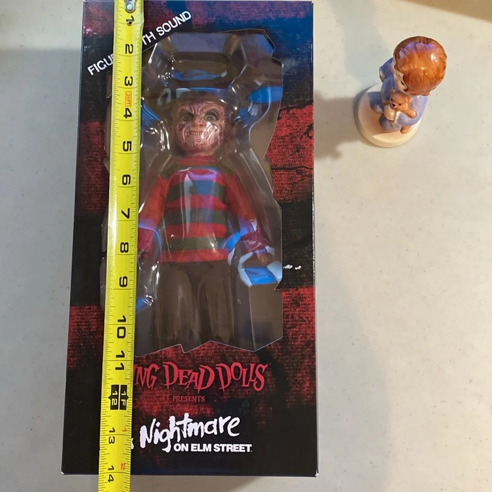 Living Dead Dolls A Nightmare on Elm Street Freddy Krueger